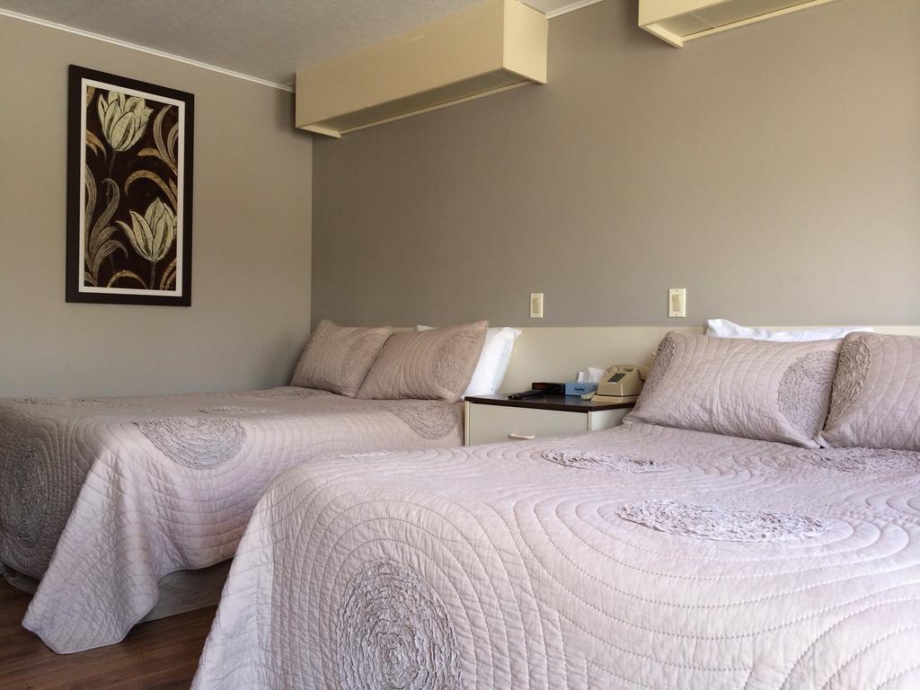 Motel De La Pente Douce Magog Oda fotoğraf