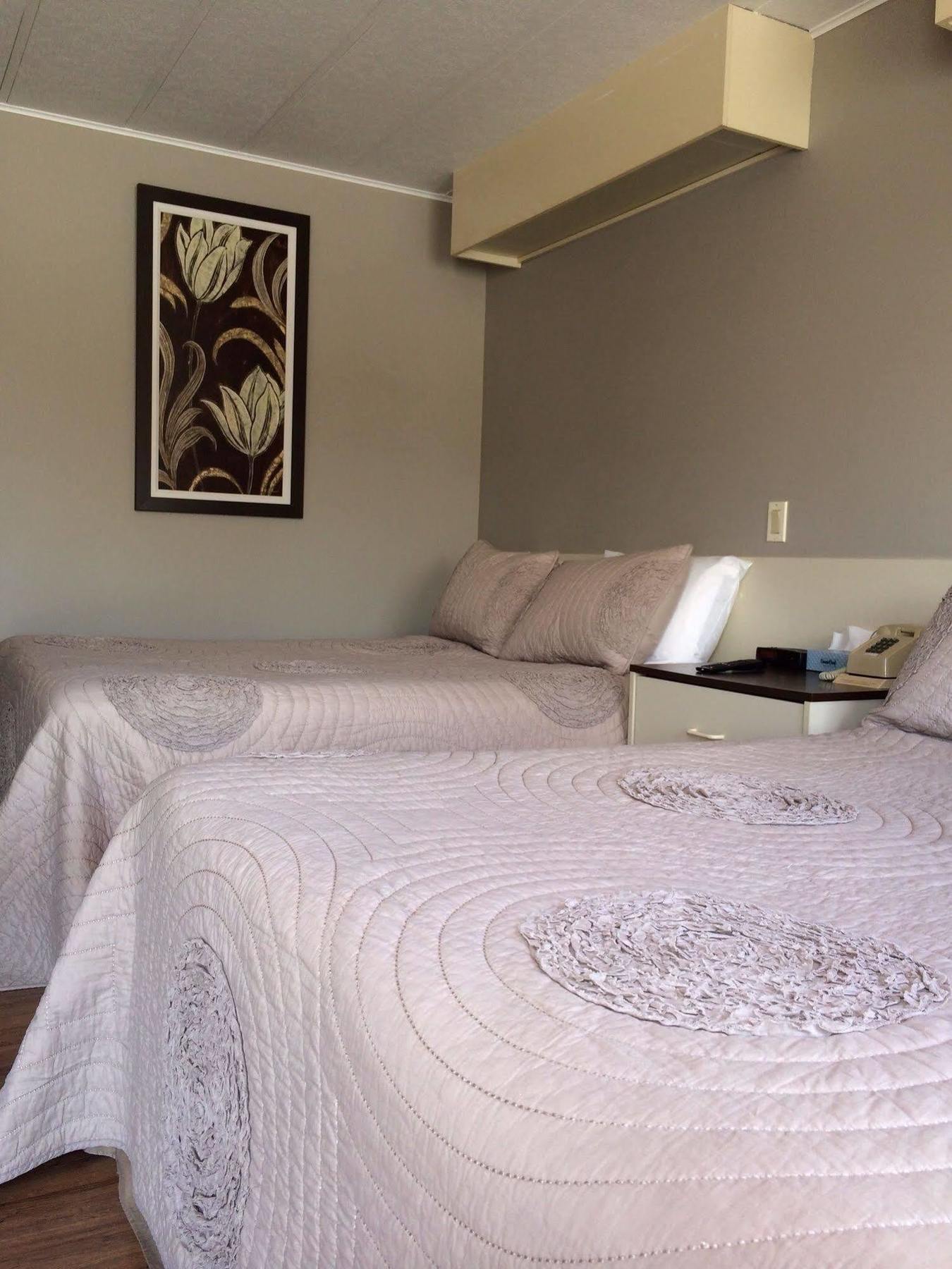Motel De La Pente Douce Magog Dış mekan fotoğraf